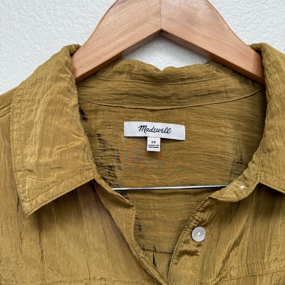 Madewell Crinkled Utility Button Up Shirt Size 1X - Picture 3 of 5